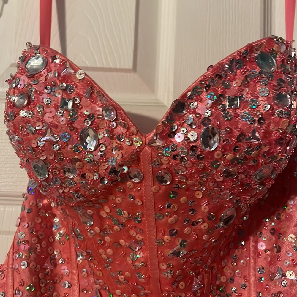 Prom Dress - Picture 5 of 14
